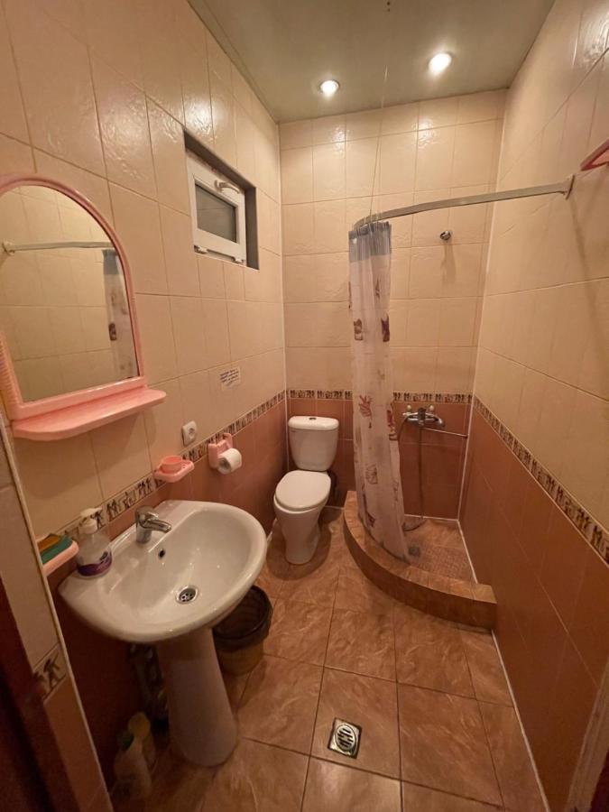 Гостевой Дом На Гечба Hotell Gagra Exteriör bild